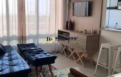 Imagem: O apartamento possui 1 Dormitório, 1 Banheiro, 1 Vaga na garagem