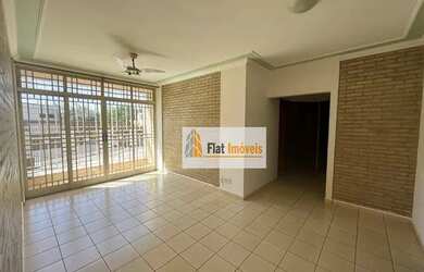 Imagem: O apartamento possui 3 Dormitórios, 2 Banheiros, 1 Vaga na