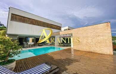 Imagem: A casa em condomínio possui 3 Dormitórios, 5 Banheiros, 5