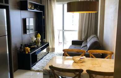 Imagem: O apartamento possui 1 Dormitório, 1 Banheiro, 1 Vaga na garagem