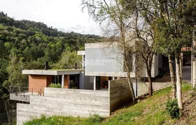 Imagem 16: Casa em condomínio. Churrasqueira, Imóvel mobiliado, VarandaeLareira