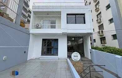 Imagem 3: Casa para Venda - 3 dormitórios, sendo 1 suites, 2 vagas - Menino Deus