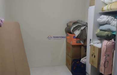 Imagem 10: Casa no Bairro Hípica, com terreno de 10 metros de frente por 33 metros...