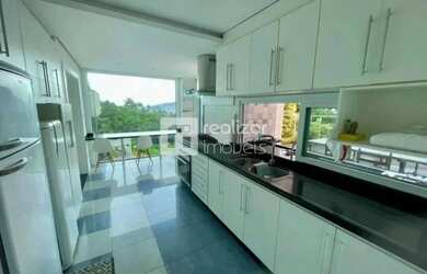 Imagem 5: Casa com 4 dormitórios no bairro João Paulo