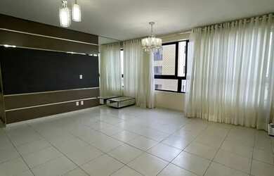 Imagem: O apartamento possui 3 Dormitórios, 1 Banheiro, 2 Vagas na