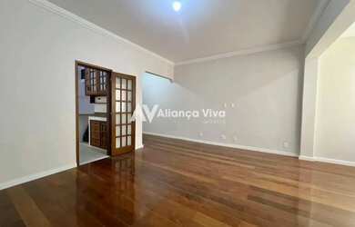 Imagem: O apartamento possui 4 Dormitórios, 4 Banheiros, 1 Vaga na