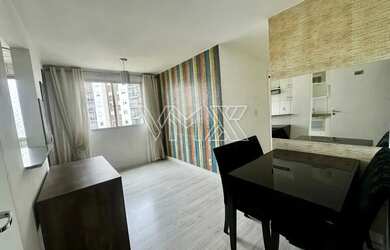 Imagem: O apartamento possui 2 Dormitórios, 1 Banheiro, 1 Vaga na garagem