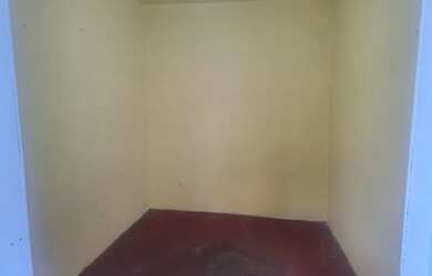 Imagem 5: Alugo casa kitinet. Varanda, 1 Banheiroe1 Dormitório