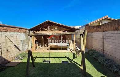 Imagem 5: Casa em Rua Maria Terezinha Castelo Branco Cruz - Parque Igaçaba - Araraquara/SP