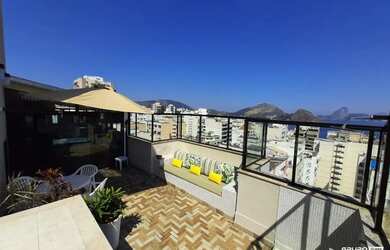 Imagem: O apartamento na cobertura possui 4 Dormitórios, 3 Banheiros