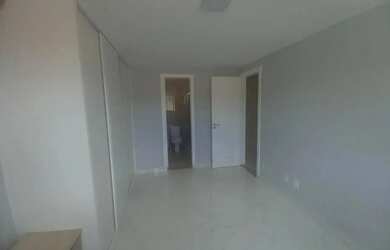 Imagem 10: Casa com 3 Suítes À Venda no Condominio Portão do Sol em Buraquinho - Lauro de Freitas - B