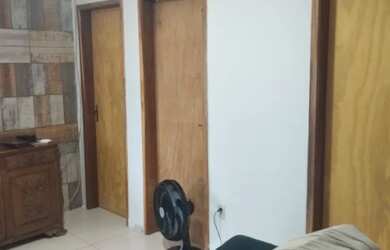 Imagem: A casa à venda possui 2 Dormitórios, 1 Banheiro e 81m² de