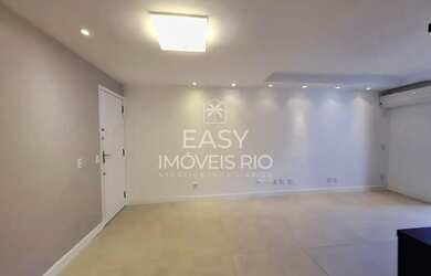 Imagem 7: Rua DESEMBARGADOR ALFREDO RUSSEL 03 QUARTOS 01 SUÍTE , 02 VAGAS, PORTARIA...