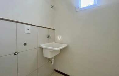 Imagem 5: Apartamento central à venda, com ótima localização, andar alto, com...