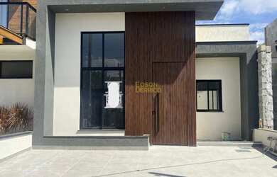 Imagem: A casa em condomínio possui 3 Dormitórios, 2 Banheiros, 2