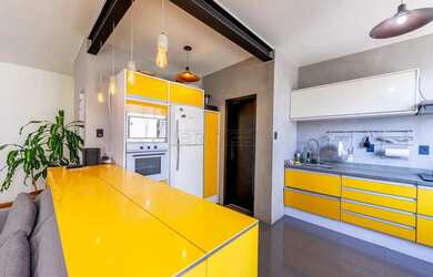 Imagem: O apartamento possui 3 Dormitórios, 2 Banheiros, 1 Vaga na