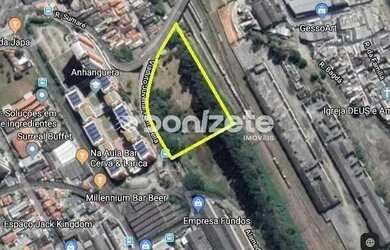 Imagem: O terreno possui 10.041m² de Área e está localizado em Campestre