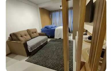 Imagem: O apartamento possui 1 Dormitório, 1 Banheiro, 1 Vaga na garagem