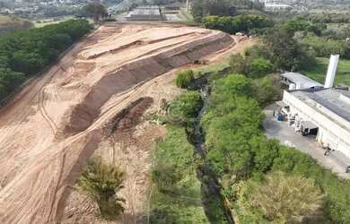 Imagem: O terreno possui 250m² de Área, Imóvel novo e está localizado