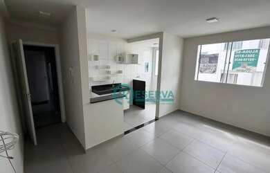 Imagem: O apartamento possui 2 Dormitórios, 1 Banheiro, 1 Vaga na garagem