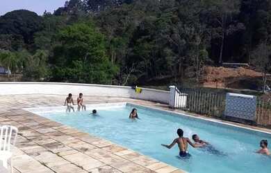 Imagem: A chácara possui 24.000m² de Área e está localizado em