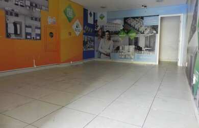 Imagem: O depósito possui 2 Vagas na garagem, 60m² de Área e está