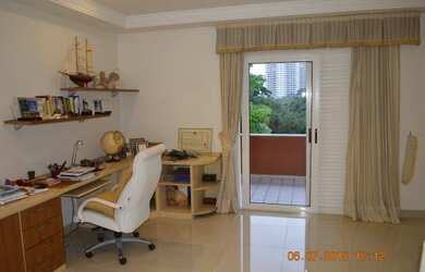 Imagem 5: Casa cinematográfica à venda