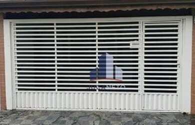 Imagem: A casa possui 3 Dormitórios, 1 Banheiro, 125m² de Área e