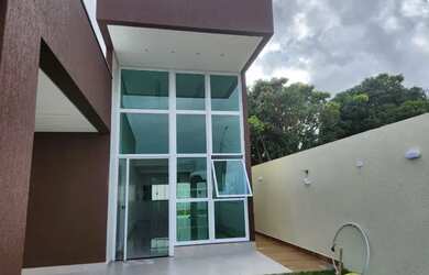 Imagem: A casa em condomínio possui 3 Dormitórios, 3 Banheiros, 2