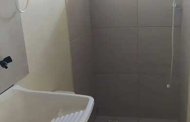 Imagem: A kitnet possui 1 Dormitório, 1 Banheiro e está localizado