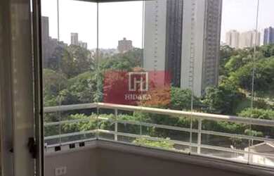 Imagem: O apartamento possui 3 Dormitórios, 2 Banheiros, 4 Vagas na