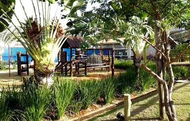 Imagem: O apartamento possui 2 Dormitórios, 1 Banheiro, 1 Vaga na garagem