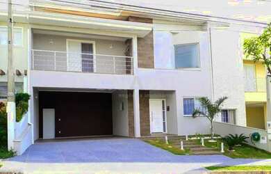 Imagem: A casa em condomínio possui 3 Dormitórios, 5 Banheiros, 2