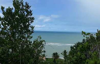 Imagem: O terreno e está localizado em Arraial D Ajuda, Porto Seguro