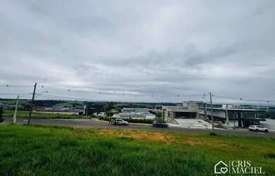 Imagem: O terreno possui 1200m² de Área e está localizado em Jardim