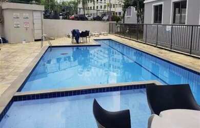 Imagem: O apartamento possui 2 Dormitórios, 1 Banheiro, 1 Vaga na garagem