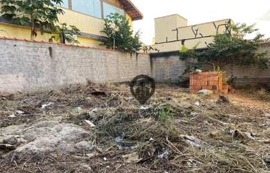 Imagem: O terreno possui 128m² de Área e está localizado em Campo