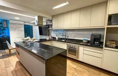 Imagem 12: BELÍSSIMA CASA MOBILIADA, MUITO LINDA NO ADRIANOPOLIS, SAINT TROPEZ