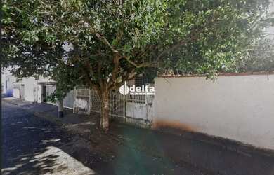 Imagem: O terreno possui 144m² de Área e está localizado em Fundinho