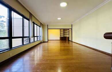 Imagem: Loação 1ª quadra da praia do Leblon - Rio de Janeiro - RJ