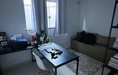 Imagem: A casa possui 3 Dormitórios, 3 Banheiros, 3 Vagas na garagem