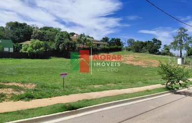 Imagem: O terreno possui 639m² de Área e Imóvel novo e está localizado