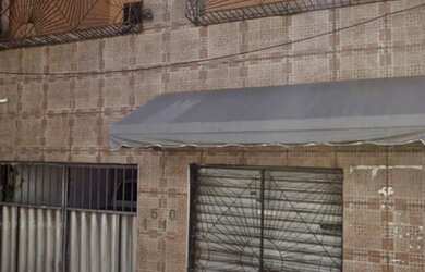 Imagem: A casa possui 3 Dormitórios, 2 Banheiros, 1 Vaga na garagem