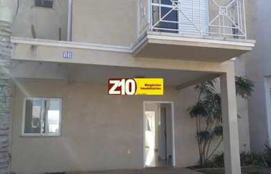 Imagem: A casa em condomínio possui 3 Dormitórios, 1 Banheiro, 3 Vagas