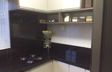 Imagem: A casa possui 3 Dormitórios, 1 Banheiro, 4 Vagas na garagem