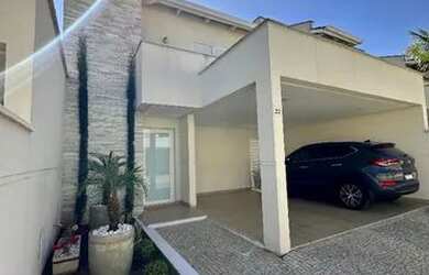 Imagem: A casa em condomínio possui 3 Dormitórios, 5 Banheiros, 2