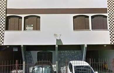 Imagem: O apartamento possui 1 Dormitório, 1 Banheiro, 1 Vaga na garagem