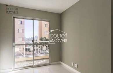 Imagem: A casa possui 4 Dormitórios, 5 Banheiros, 5 Vagas na garagem