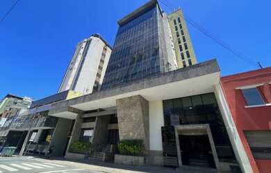 Imagem: O apartamento possui 1 Dormitório, 1 Banheiro e 106m² de Área