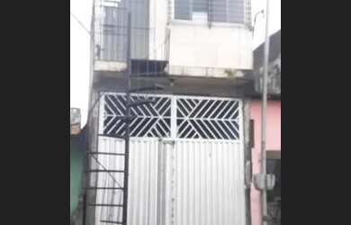 Imagem: A casa possui 1 Dormitório, 1 Banheiro e está localizado